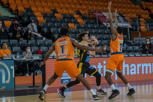 基恩曾在巴 基恩曾在巴