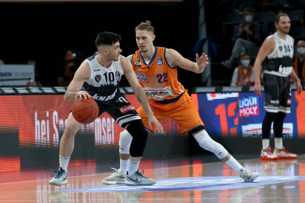 和篮球迷搜 和篮球迷搜