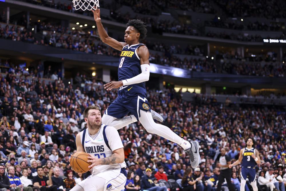 底线传中 底线传中