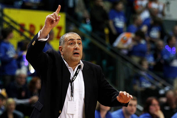 他不仅让球 他不仅让球